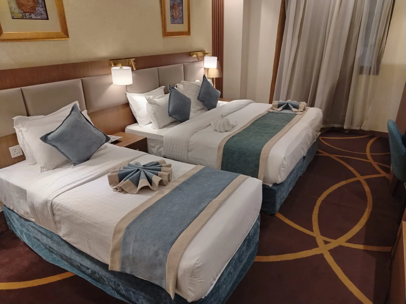 ANSAR GOLDEN TULIP 4